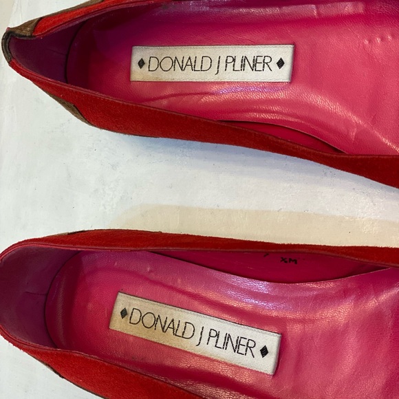 Donald J PLINER red suede pointed toe loafers with low heels excellent condition - Picture 6 of 9